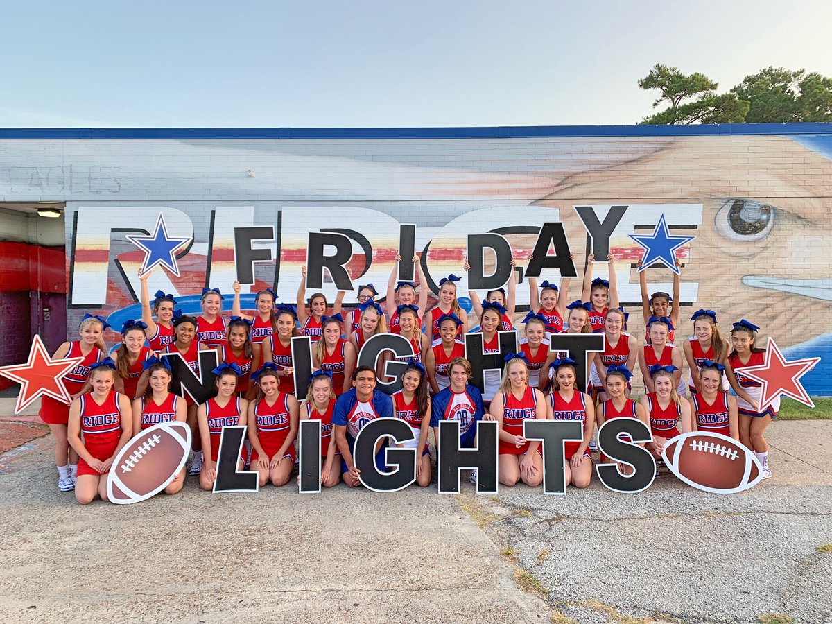 CoachSEllison's tweet photo. We are ready for those Friday Night Lights! https://t.co/COl64CBMDA