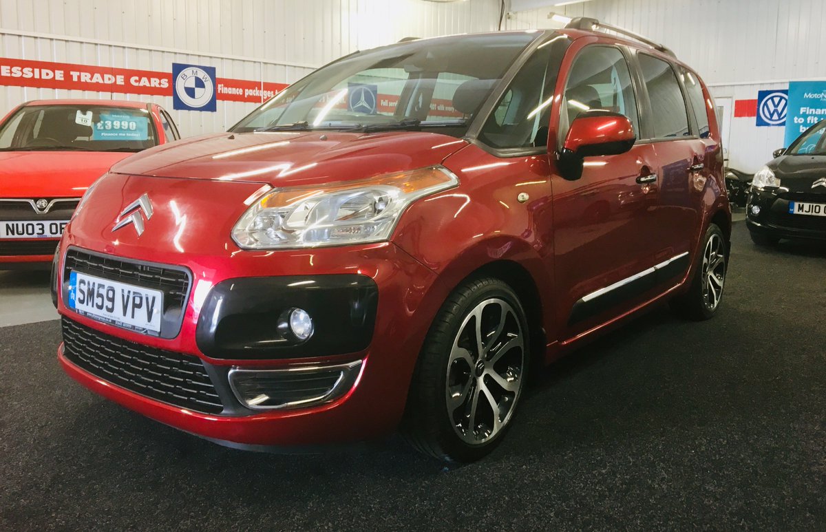 🔹Lovely C3 Picasso 1.6HDi Exclusive ONLY £2590!
🔹1 Former Keeper, 80k with 7 Services
🔹Economy combined with Versatility 
🔹Climate - Diamond Cut alloys
🔹Pre-delivery MOT &amp; Service 
🔹Finance available &amp; P/X friendly 
🔹Call 01642 873046 for details