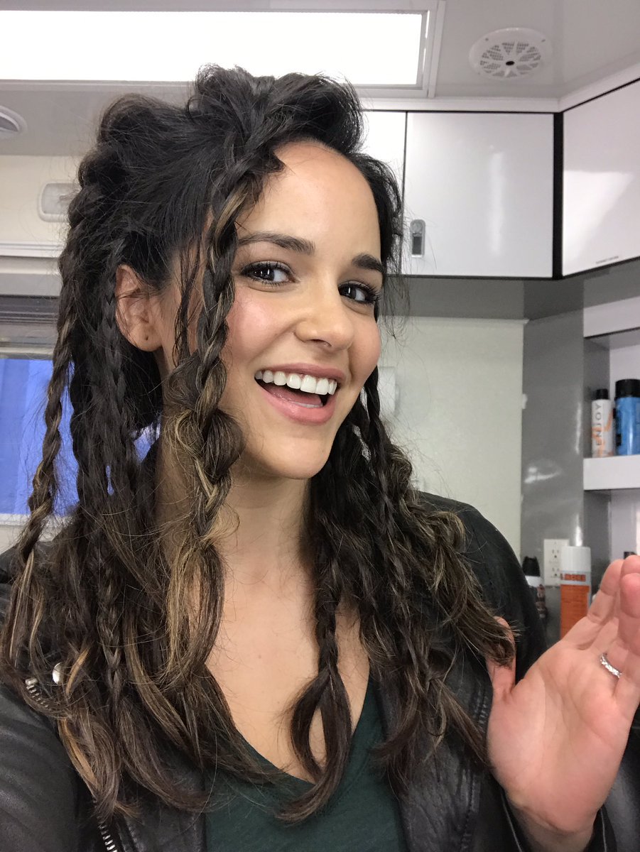 Happy belated birthday to the one amd only Melissa Fumero. Thank you for making every b99 fan smile. 