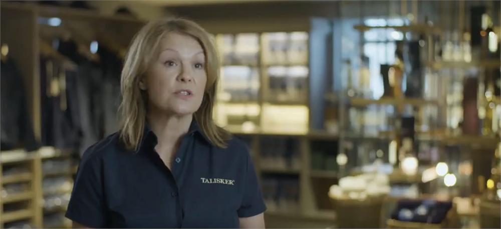 wherewomenwork's tweet photo. Women working with @Diageo_News are passionate about their careers, including Fiona MacIntyre who loves putting customers first in her role with @TaliskerWhisky Distillery in Scotland https://t.co/ip1EVAmzvI #PrimeEmployerforWomen #Diageo #WeAreDiageo https://t.co/wBelxmEe3w