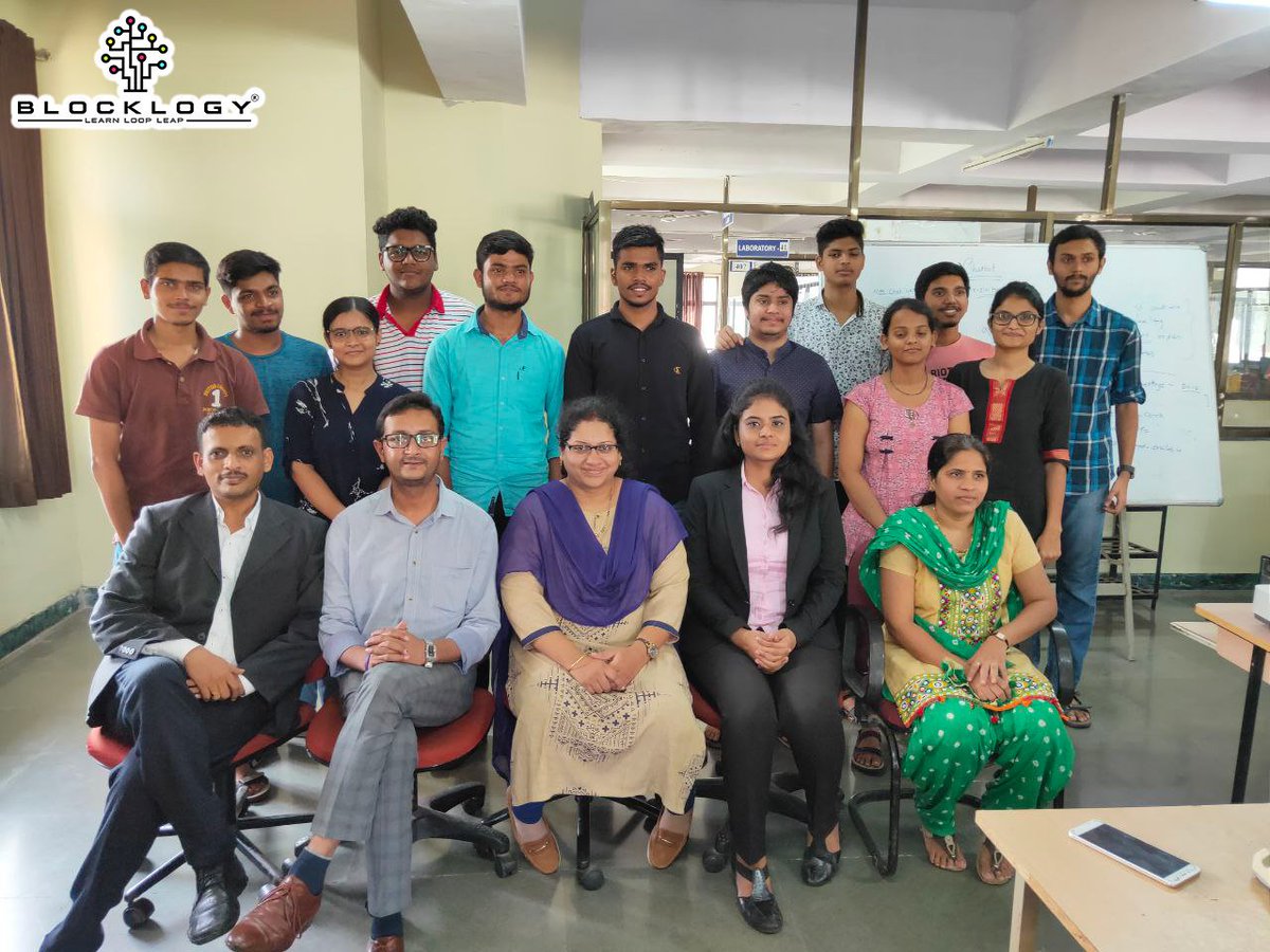 kmpards's tweet image. Team @blocklogy successfully conducted 2 Days Boot Camp on NLP under Artificial Intelligence for the students and Faculties of Computer Science Department of Saraswati College of Engineering, Kharghar

Visit: kmpards.com

Learn Course: blocklogy.org/ai.html