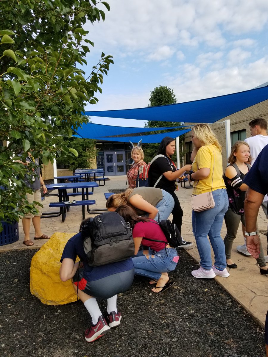mathteachmom's tweet photo. Seniors signing the rock at HHS! #BCSFirstDay #Back2SchoolWv https://t.co/e7VvZp60wL