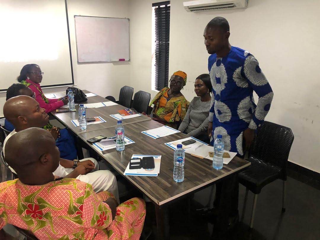 Step_Up_Nigeria's tweet photo. "Some children are in primary 5 in schools today who cannot read, how did corruption contribute to this?"
 
This and many questions our #TeacherChampions brainstormed on as we developed ways to promote Anticorruption Education in schools.

#StepUpAgainstCorruption https://t.co/JAAhYOZ591
