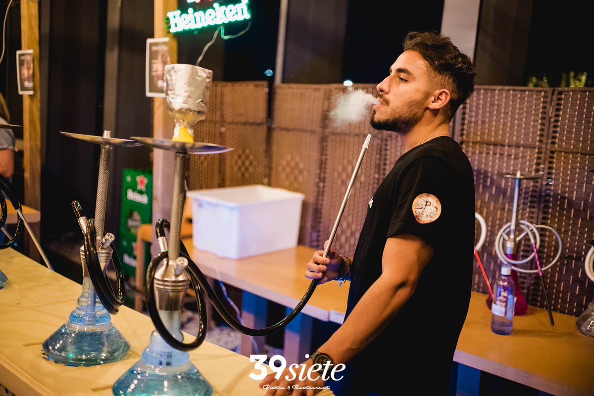 ¡Que vienen, que vienen! Las fotos de la pasada #SunsetParty ya están en nuestra web 📸✨ Un jueves festivo con un ambiente inigualable 🤘Os esperamos el próximo 22 de Agosto en #39siete 🌅

Galería completa ➡️ bit.ly/33Eydeu 

#amamosloquehacemos #saborea39siete