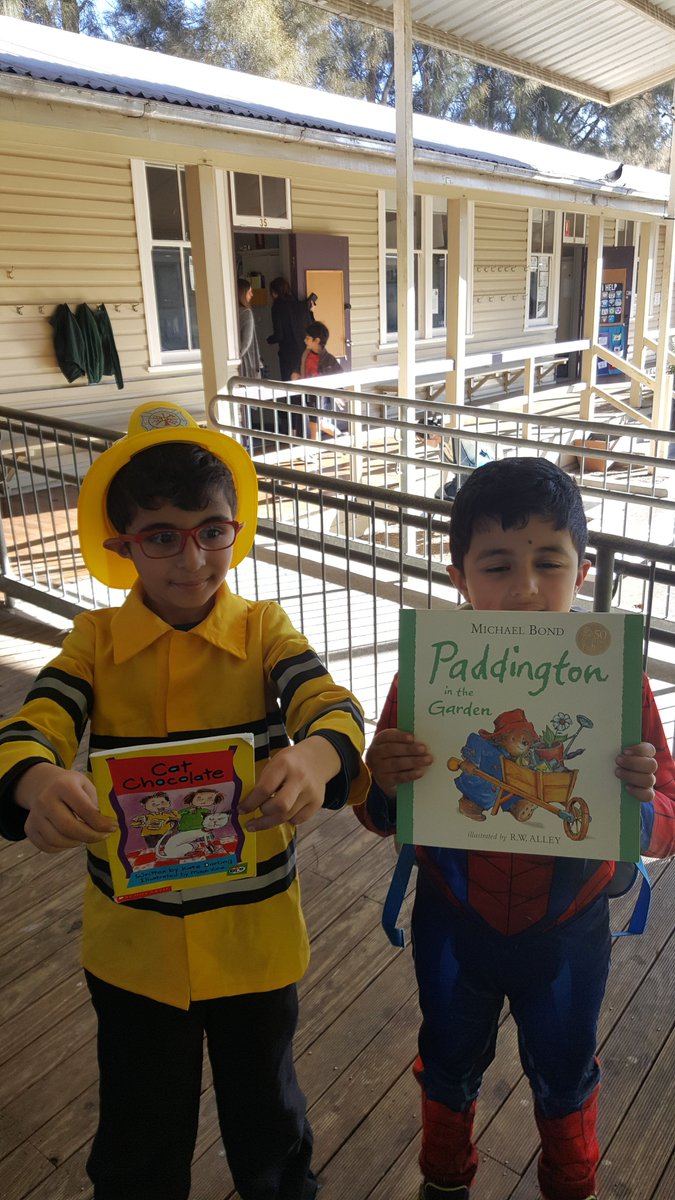 2 Calm had a great time today dressing up as our favourite book characters for Book Week. <a href="/PsCondell/">CondellParkPS</a> 📚