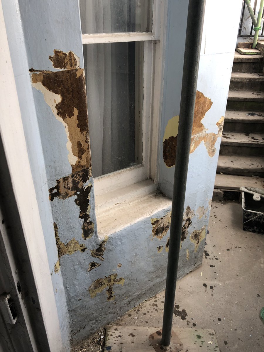 BespokeDecorUK's tweet photo. Progress on my #exterior #toupret #filler #NottingHill #painting #decorating @BespokeDecorUK #prepts #londonpainter #beforeandafter #design #designer #NottingHillCarnival #exteriordesign https://t.co/3fsRgyzgqp