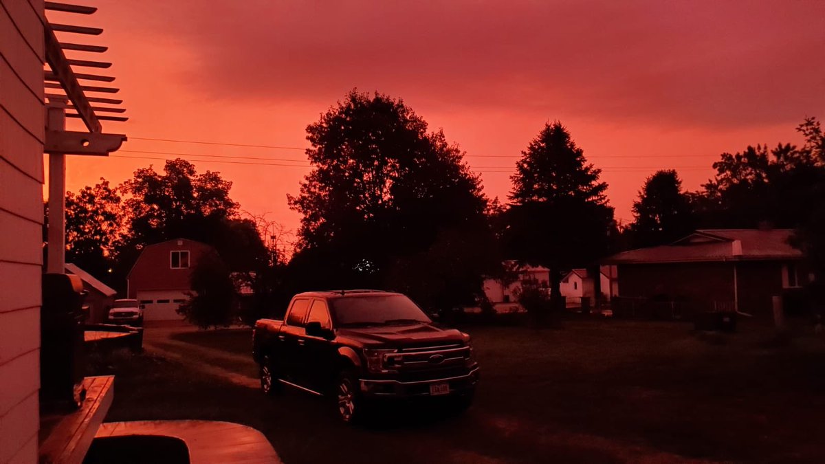 ClarenceIowa's tweet photo. An interesting sunrise this morning in Clarence.  Looks like the definition of “Red in the morn sailors forewarn.”  Keep an eye on the weather today. #nofilter #iawx https://t.co/RPrHkbKfuT