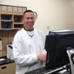 UPSStoreActonMA's tweet image. UPS Store back to school &amp;amp; college shipping📦made EZ by Steve @ the Acton MA UPS Store. 'Take 2' safely packing &amp;amp; sending student packages w/ fave items, electronics, laptops, phones (OOPS items left) sports &amp;amp; hockey equipment &amp;amp; more! 
#packandship #UPSStore #shipping #ActonMA