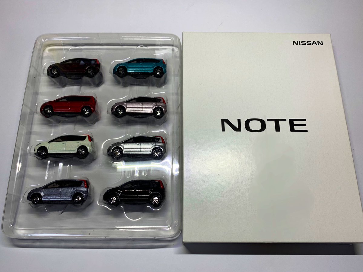 日産 特注品 トミカ カラーサンプル ノート こちらは箱に「NOTE」と
