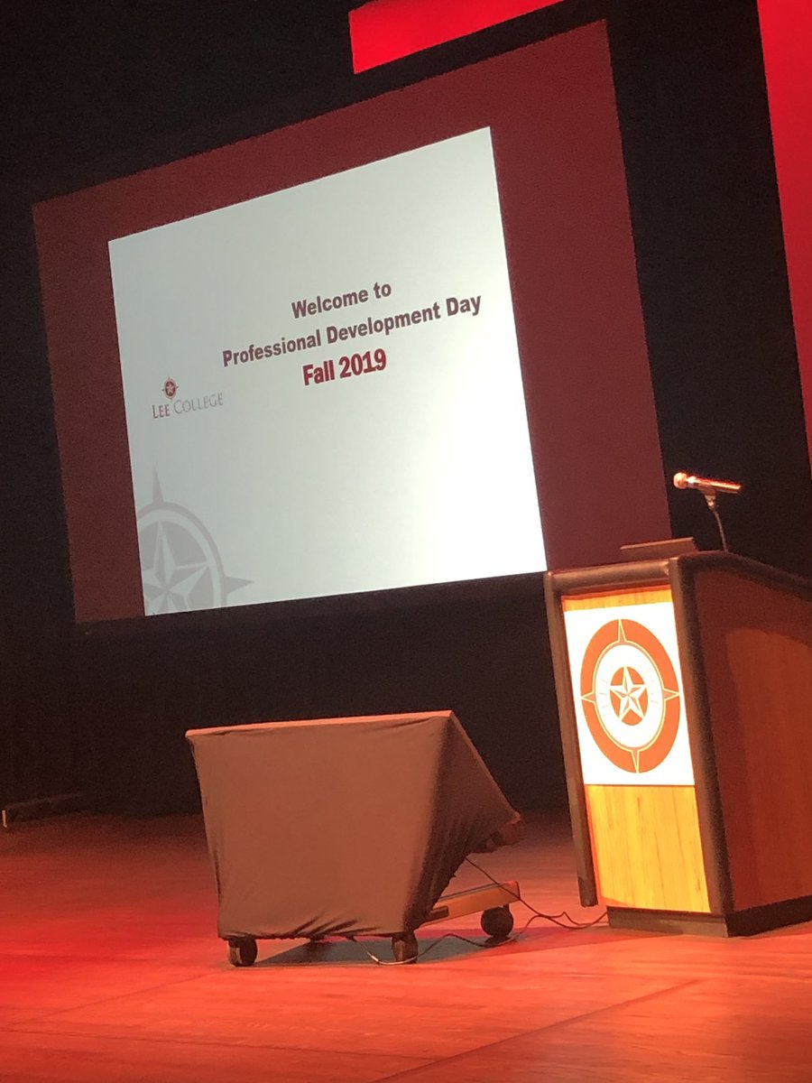 DoctorBCombs's tweet image. About to start another Professional Development Day!  It’s Day two of our four day series at @leecollege. #highered #professionaldevelopment