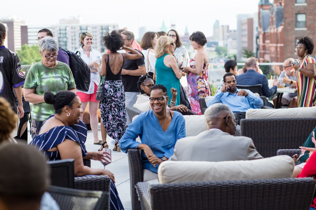 Join us next Wed, Aug 28  for Happy Hour With A Purpose! Enjoy <a href="/meetanew/">ANEW</a> Rooftop, music from DJ Whiz, and a celebration of local non-profits and small businesses!
Drink specials by @majorbrandsmo, complimentary snacks, great company w/ a great view!
facebook.com/events/2991820…