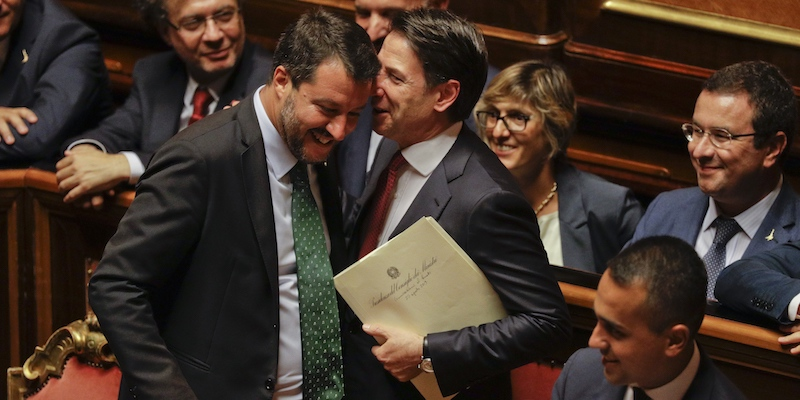 solodallamente's tweet photo. "Preparati che ti faccio un culo così..."
#maratonamentana https://t.co/4gX2KjfHJK