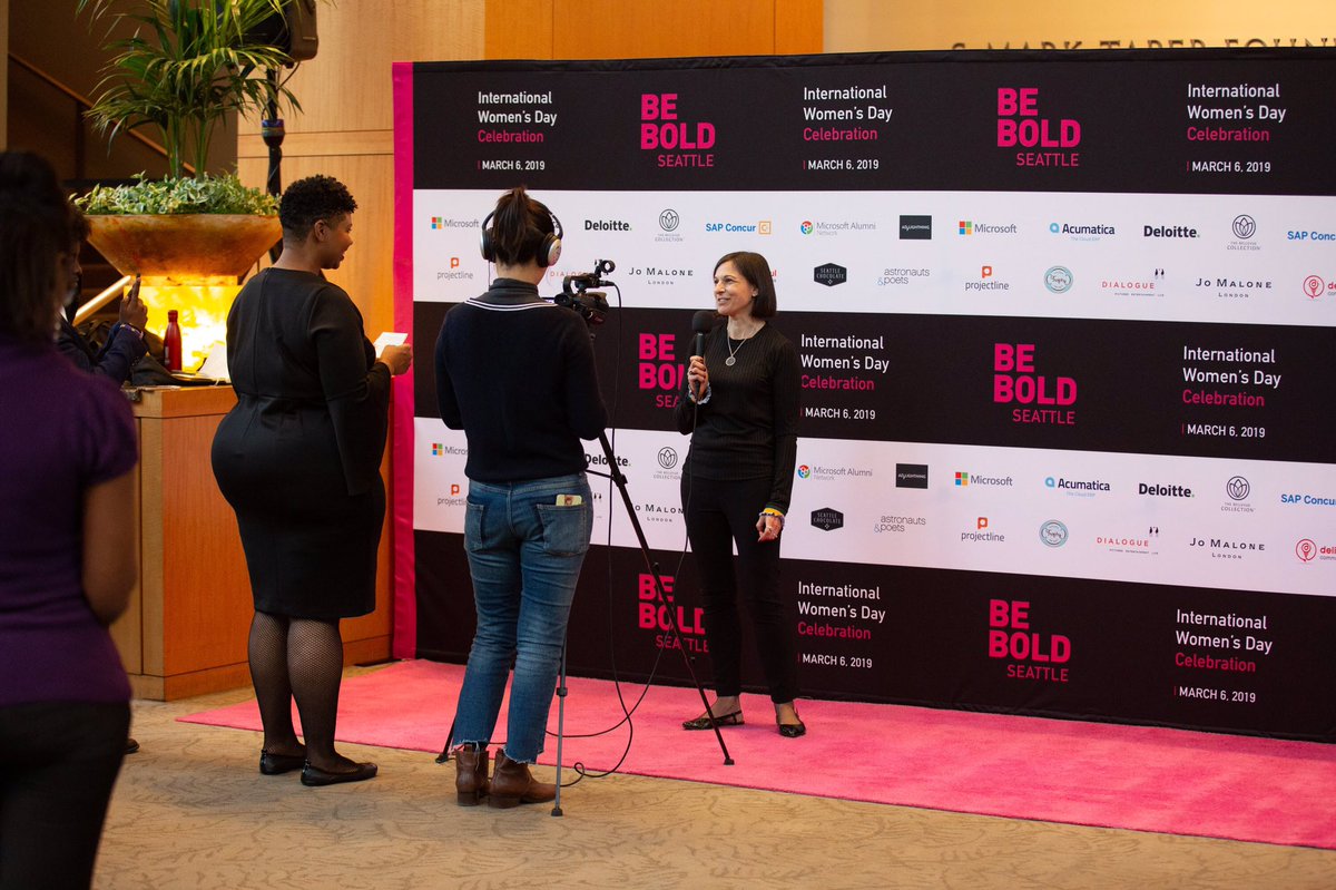 beboldnow0308's tweet photo. #goalsetting, #perseverance and overcoming obstacles were a few takeaways from #beboldseattle 2019. We can’t wait for 2020! What was your favorite part of our #IWD event? Let us know in the comments ⬇️! #bebold #beboldnow #beboldbeyou #beboldforchange #empoweringwomen #girlsrule https://t.co/pJSjBRgLJ8