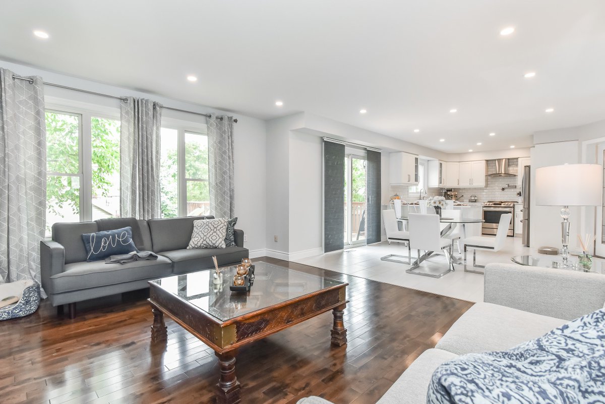 A West end gem with wonderful wow-factor is waiting for you! A radiant space boasting some beautiful renovations, we think that you'll settle in quite nicely. Come get cozy and comfortable at Cherrywood --> seeit.tw/LiLXG0 <a href="/Realty_Bureau/">Allison Bureau</a> #Guelph #MovetoGuelph
