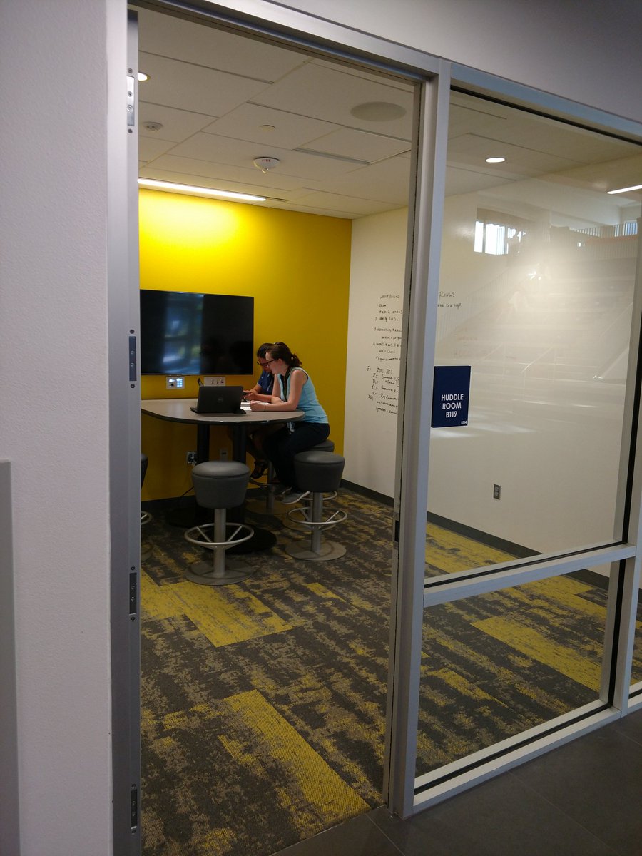 viotaz's tweet image. Using the #collaborationspaces for an alternate classroom space! @AllenSTEAM #allenlearns