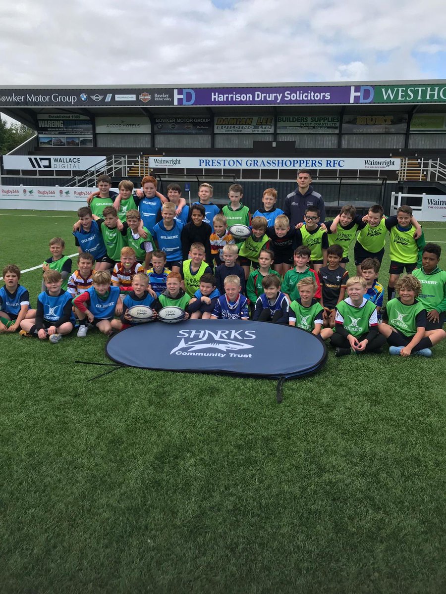 SaleSharksFdn's tweet photo. 🏉 | Rugby Camps

Day two of our rugby camp at Preston Grasshoppers. 

👉🏻 The day ending with question time where Future Sharks learn what it’s like to be a Professional Shark. 

🦈🏉 https://t.co/kH0jyoHjWj