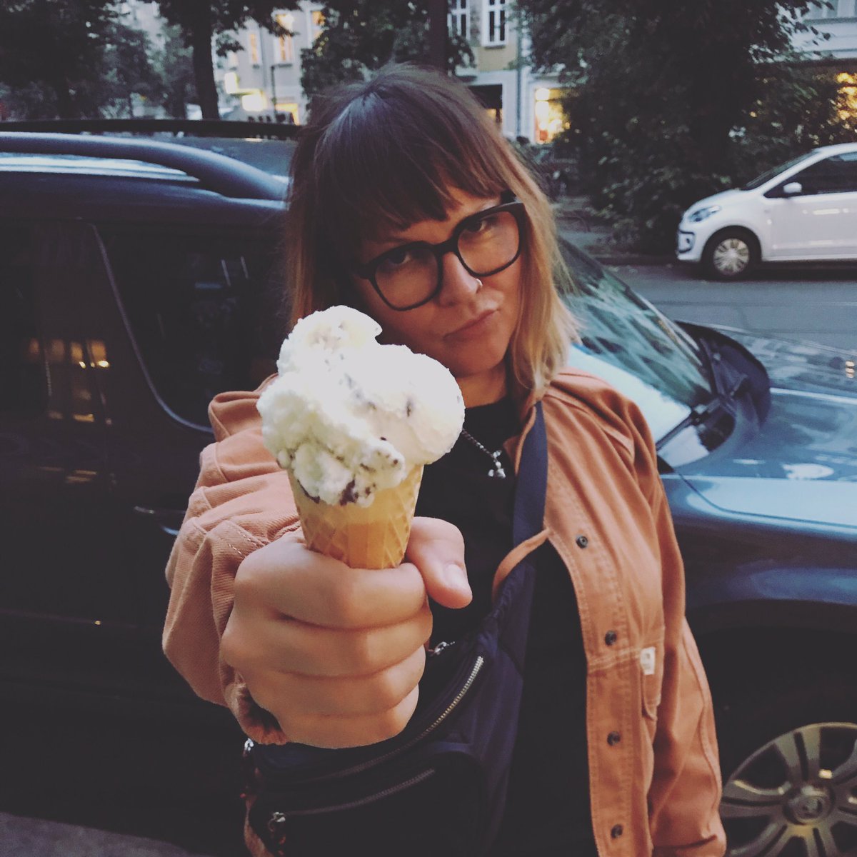 GSGF's tweet photo. Stracciatellaaaaaaaaaaaaaaa!!!!     

Neues Album Trips&amp;Ticks gibt’s hier 
👉🏻  https://t.co/cPe8mINmfg #grossstadtgeflüster #tripsundticks #gsgf #hallus #hgicht https://t.co/yEshYww8ES