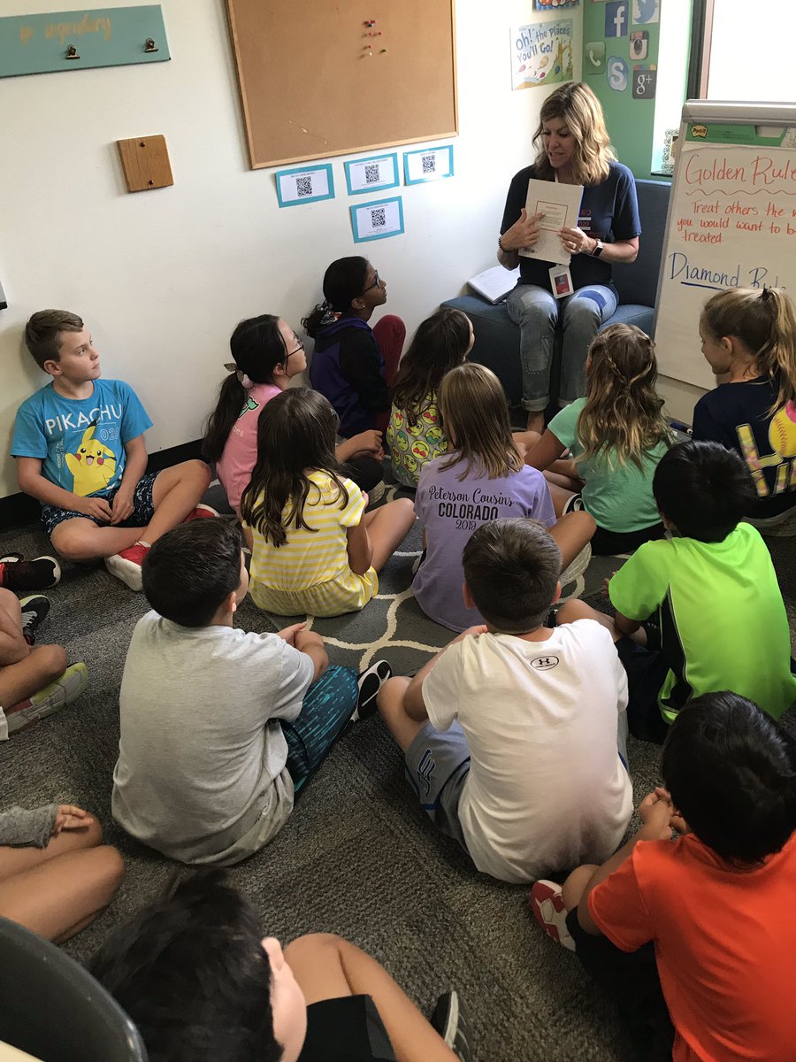 MissLimTCE's tweet photo. 4AB loves to read! Thanks @MrsHrubyTCE and @TCElibrary for helping us grow as readers! #tce4th #tcetexans https://t.co/q6D4S7t00m