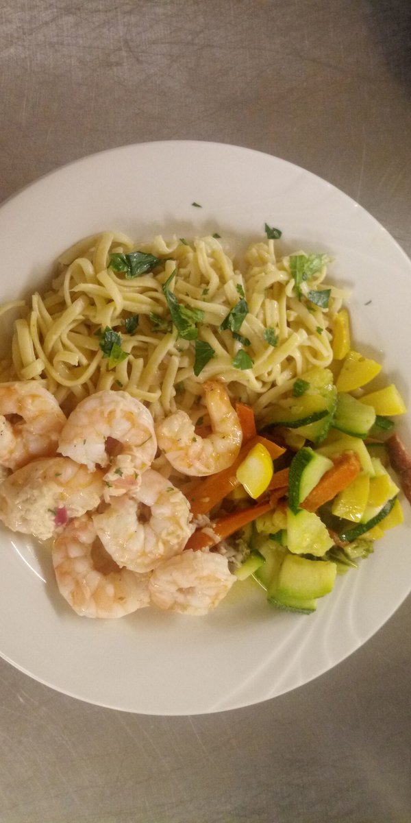 Shrimp scampi <a href="/CobblestoneCHC/">CobblestoneCrossings</a> residents really enjoyed their lunch today!
