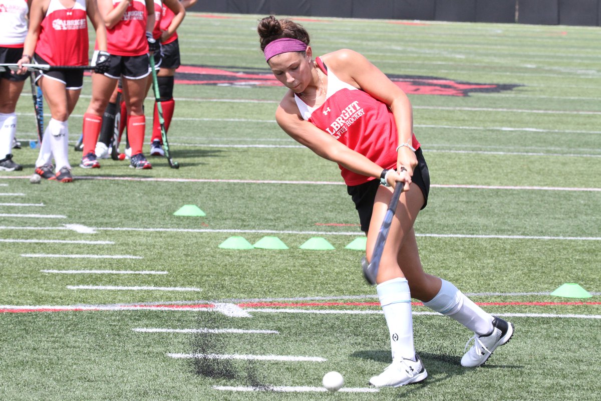 AlbrightLions's tweet photo. Here are some shots from @albright_fh practice this afternoon! #RoarWithUs https://t.co/yVmBVV5rmW