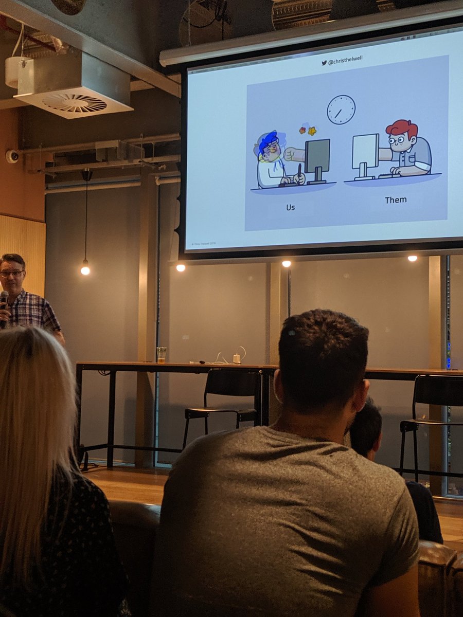 Great talk on engaging stakeholders by <a href="/christhelwell/">Chris Thelwell</a> at #uxcrunch "Your stakeholder interviews are not just about selling your design" #uzlife