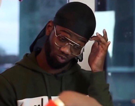 slaywa_'s tweet photo. I’m not sure if that Popeyes sandwich is better than Chick fil A’s https://t.co/DB0irbLoVK