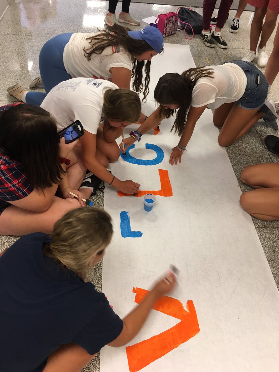 a_houck10's tweet image. We have an amazing group of Link Leaders ready to welcome the Class of 2023! #gobig #totalsupport #leadingtheway #gocats @BoomerangPrjct