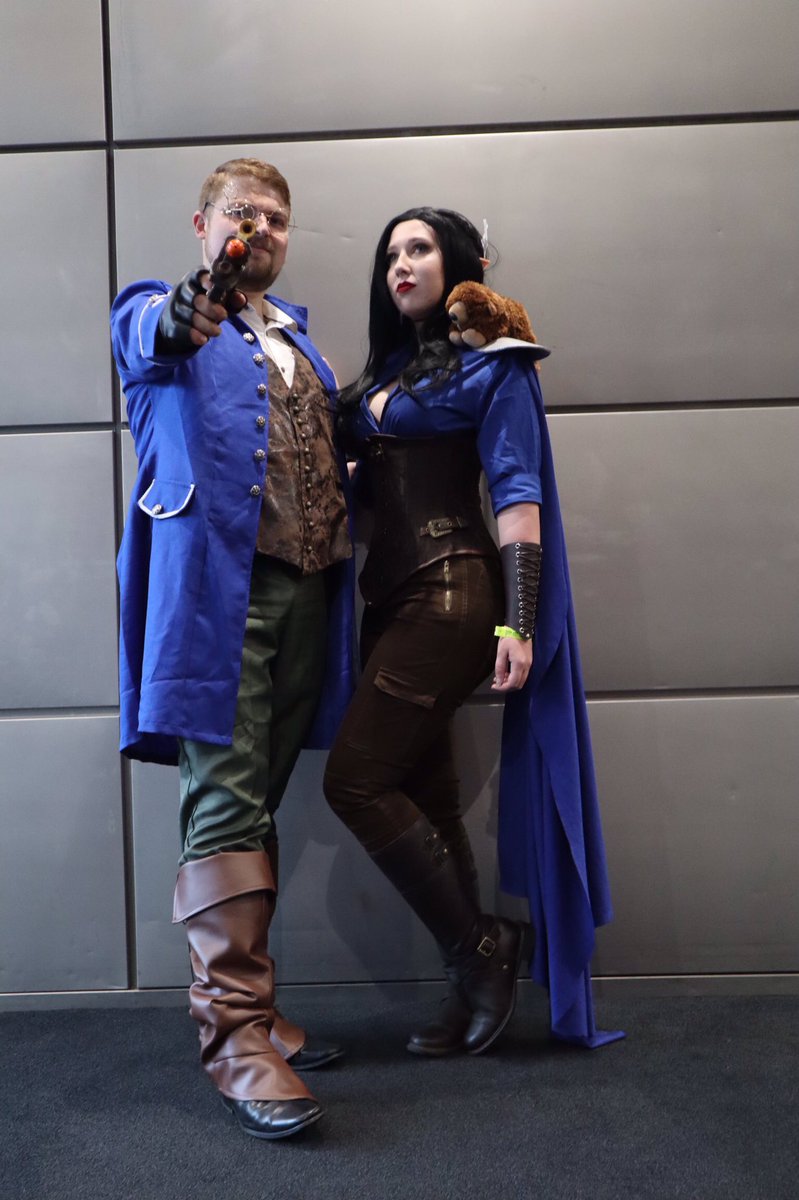 charliecosplays's tweet photo. Also in celebration of the @CriticalRole Wedding episode announcement, here’s some pictures of my Vex and Percy (Dan) from MCM Manchester #criticalrole #ladyvex #cosplay https://t.co/wnmjalV2Xd