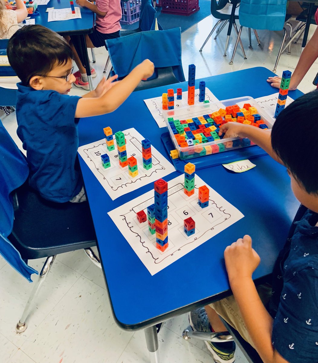 OGESKinderkids's tweet photo. Building number towers during math was fun for these kinder kiddos! #alwaysengaged #numbersense #finemotorskills @oakgrovebraves https://t.co/kKLxf0EMMp