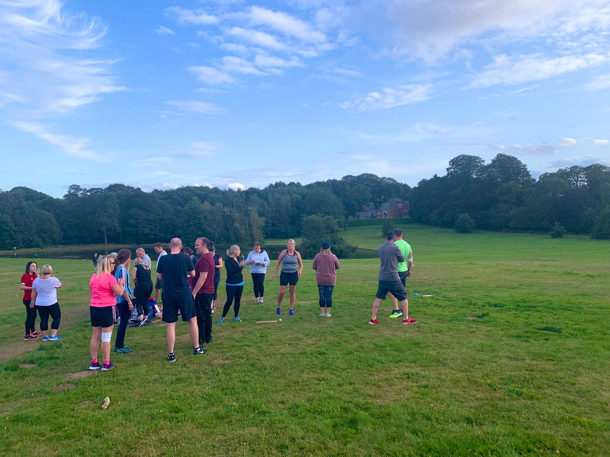 Great game of rounders tonight between <a href="/SFHFT/">Sherwood Forest Hospitals NHS FT</a> and <a href="/royalhospital/">Chesterfield Royal Hospital NHS FT</a>! Should definitely count as #AHPsActive for me and <a href="/vanessaholmes29/">Vanessa holmes</a>! Thanks everyone ⚾️🏃‍♂️🏆 <a href="/moore2_jayne/">Jayne Moore</a> <a href="/TaniaWilletts/">Tania Bacon (Willetts)</a> <a href="/RMitchell_NHS/">Richard</a> @clarelou9176 <a href="/ITTeamCRH/">ICT Team DSFS</a>