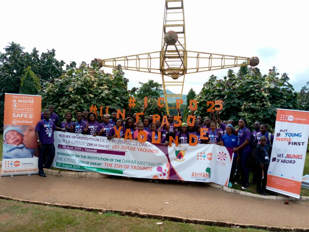 Akirajunior3's tweet photo. Une fille qui s'épanouit rêve et s'eduque sans contraintes c'est sa le début d'une société consciente @UNFPACameroon
@AfriYAN_Camer
#25HYAOUNDE 
#ICPD25 
#UNFPA50 
#AfriYANCameroun 
#PutYoungPeoleFirst https://t.co/pj2O8Je3Fc