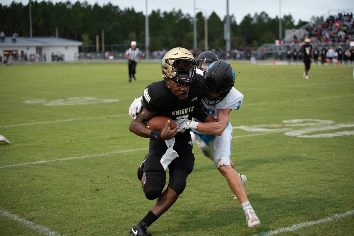 PVSharksFB's tweet photo. Heading into Nease Week with positive minds and explosive attitudes 🦈🏈
#BEATNease #NeaseWeek #brotherhood #strive4greatness https://t.co/85czayHFVM
