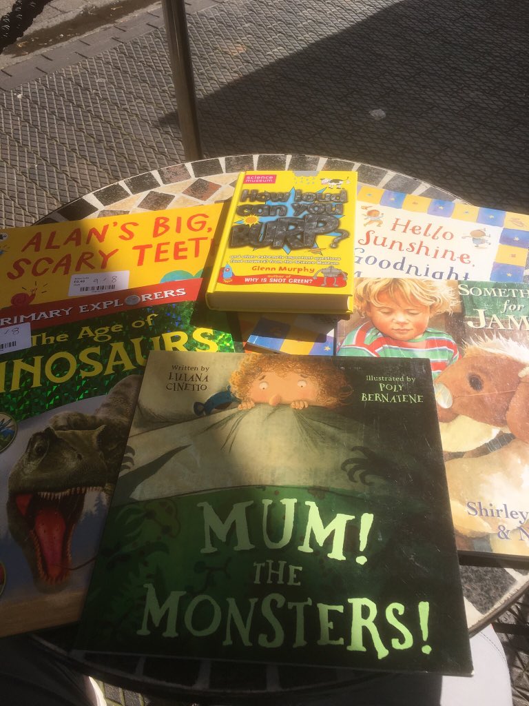 MissAshton14's tweet photo. @smithsmm @WatsEd @f33lthesun @PaulWat5 @Elsie2110 @MrGPrimary My haul yesterday. Grand total of £3.48! Brilliant! 👌🏻🙌🏻 https://t.co/NnDE0ScNUi