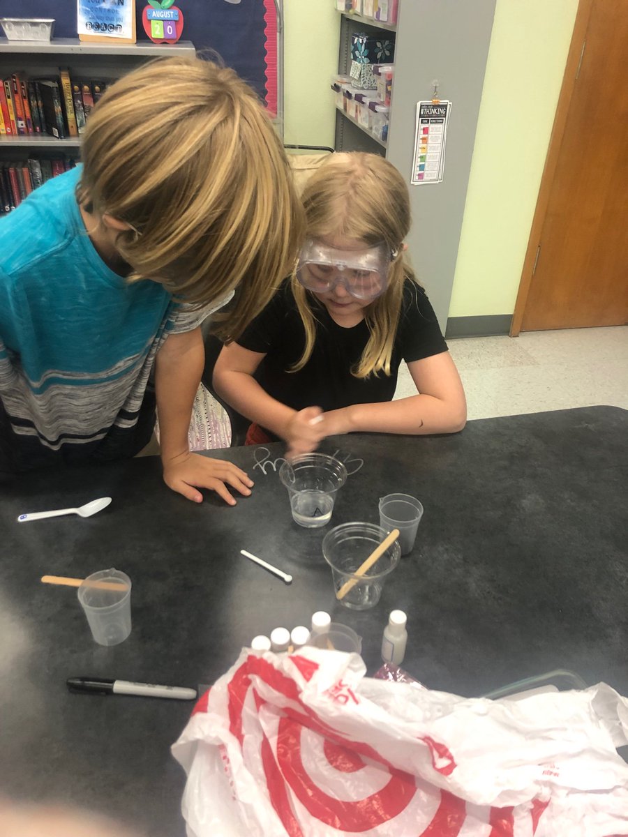 alengnickhall's tweet photo. Intro to 3rd grade; we had some sharing, writing, challenges, and science experiments! This year is off to an excellent start! #aisdproud #cunninghamcreates https://t.co/qFM5SEHSHG