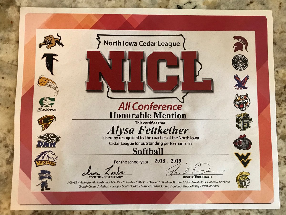 FettketherJamie's tweet image. Great season of watching the softball team this year! Congratulations to all on the team. Pretty cool to see this on the counter this morning too.