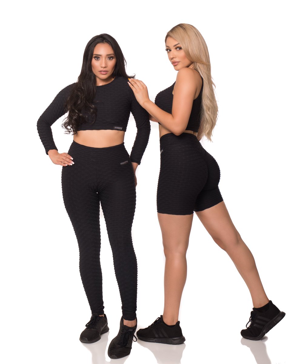 JossieJasmine's tweet photo. sold out in black scrunch leggings 🖤 so grateful for these blessings and happy that my girls are loving the #JossieStyle sets! Restock and new collection coming 🙌🏼 https://t.co/RSMpvColdI https://t.co/yUuH9gB39P