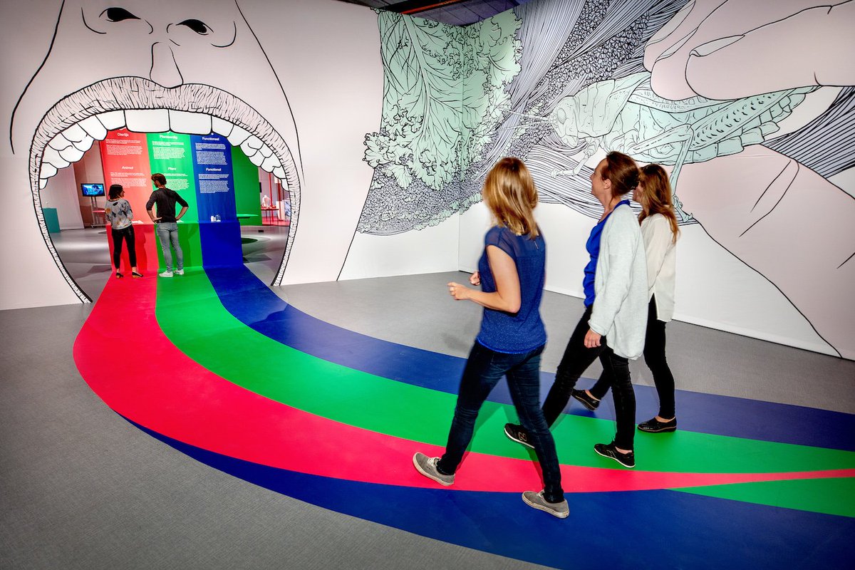 eos_wetenschap's tweet photo. Vier expo's waarin voedsel, wetenschap en kunst samenkomen. Neem deze zomer een kijkje bij 
@NEMOamsterdam, @V_and_A, @MASAntwerpen
en het Cartoonfestival van @myknokkeheist. Lees hier onze tips: https://t.co/VaK1FzoPvD https://t.co/BF6NPLqrKI