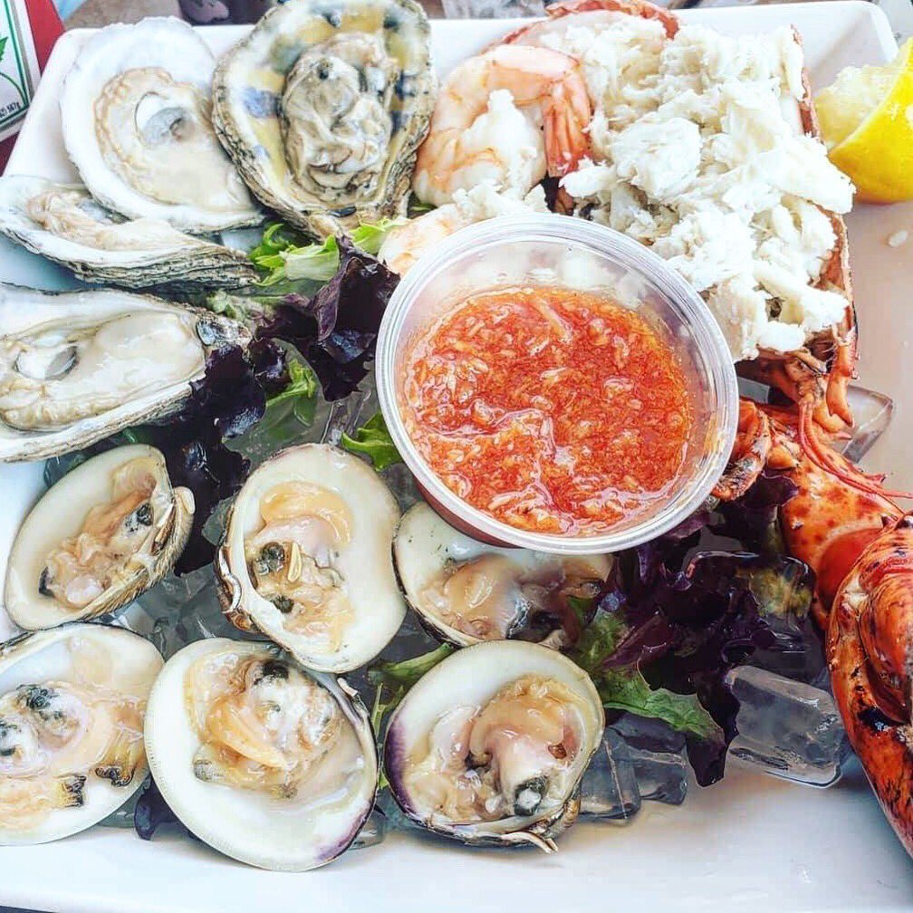 DublinDeckTiki's tweet photo. Experience a chill Deck today with our fresh and delicious seafood!  We open everyday at 11 am and tonight live music at 6 pm by Doubleplay.
📸: jessica.zoder 🌴🌴🌴 ⠀⠀⠀⠀⠀⠀⠀⠀⠀⠀⠀
#DublinDeck #ChillDeck #Patchogue #PatchogueRiver #DublinSeafood #DoublePlay https://t.co/rDF9aHhs3D