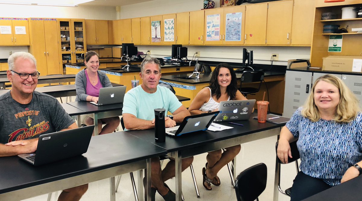 Ojrscience's tweet photo. OJR Middle School Science Teachers @ojrsd mastered the #PearsonRealize suite of digital resources today with #Pearson trainer Cheryl Stephens. We are ready!! https://t.co/B1o3qKjRtE