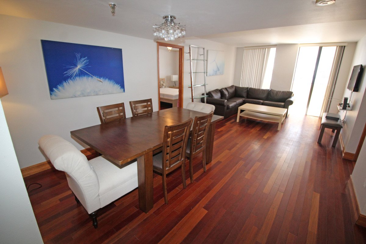 SilverLeafRG's tweet photo. Location, location, location! Penthouse located next to the Loew's hotel south beach. Walking distance to Lincoln road which has many restaurants, shops, and entertainment. Condo is completely upgraded. The building is directly on .. https://t.co/928mO9pH1M https://t.co/AI7Qux8EHg