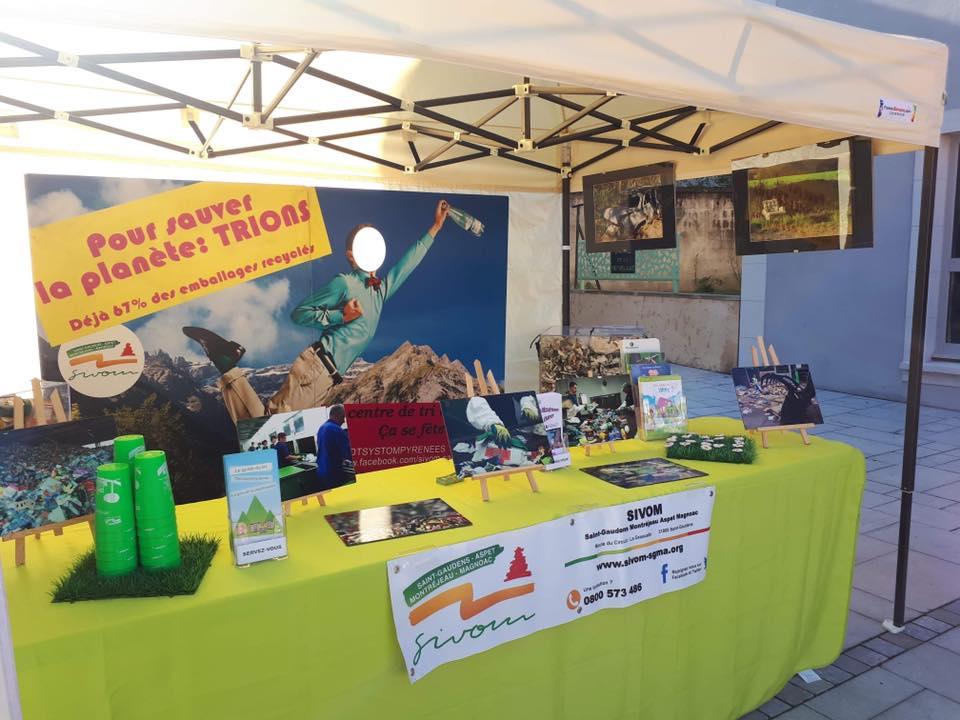 Les rendez-vous de l’été ☀️
Retrouvez nos conseillères du tri sur les marchés pour vous rappeler les consignes de tri et répondre à toutes vos questions .