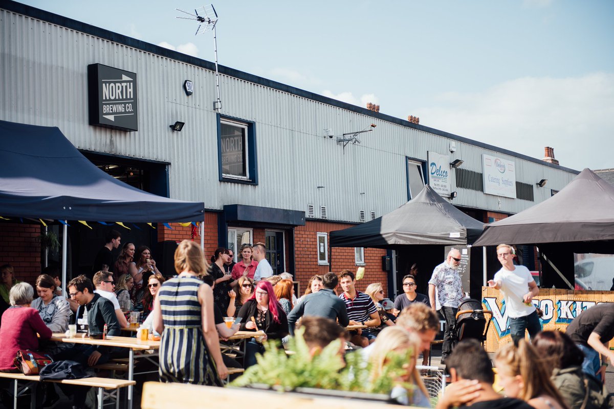 LeedsIndieFood's tweet photo. We're celebrating the best of the 80s at #EatNorth this Saturday, with a whole day of street food and music inspired by this iconic era! 

🍔 Food 12pm - 8pm
🍺 Bar 12pm - 10pm
🎧 @edv3ctor &amp; @girlgangleeds DJing
✅ Family friendly
🐶 Dog friendly
📍 @NorthBrewCo, LS7 1AH https://t.co/uX39qOBO9k