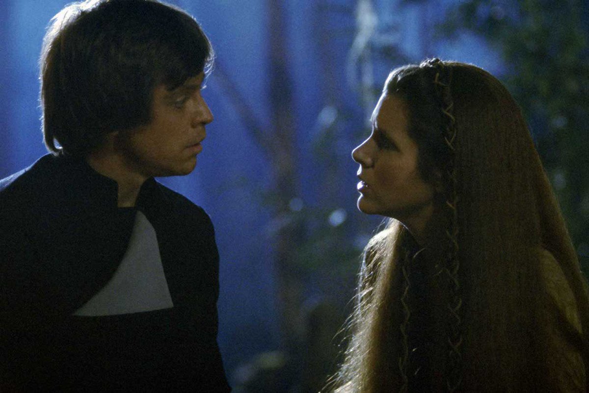 Star Wars MythbustersLeia Organa remembers her mother because Padmé Amidala was alive when Leia was a child, at the time of  #ReturnoftheJedi’s release in 19831. In George Lucas’ February 1981 rough draft, Obi-Wan tells Luke that “[Leia] was taken to Alderaan by your Mother.” &ndash; bei  Lucasfilm Ltd