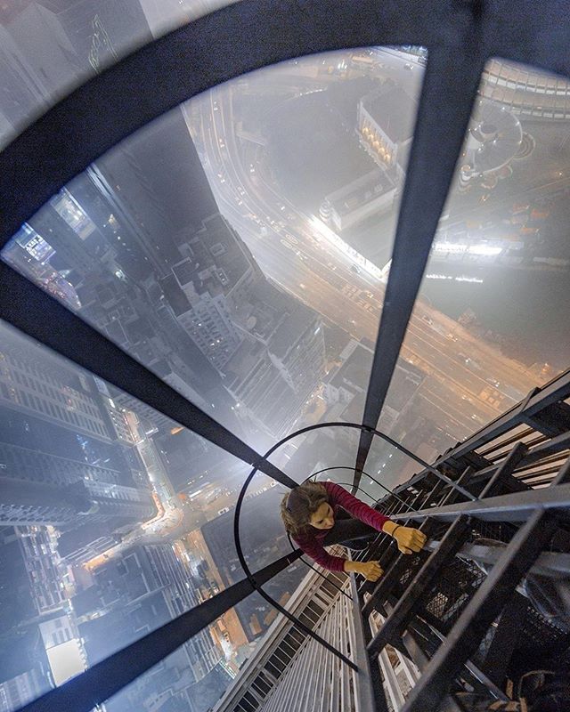 Booom ! The legend Tom Ryaboi a.k.a roof_topper in #HongKong .
.
Check out our Facebook page. Direct link in the bio.

#rooftopping #rooftoppingofficial #explore #roofing #urbex #visualambassadors #roofculture #risk #freeclimbing #Roofing #Ontheroofs #Rooftop #liverpoolnightlife