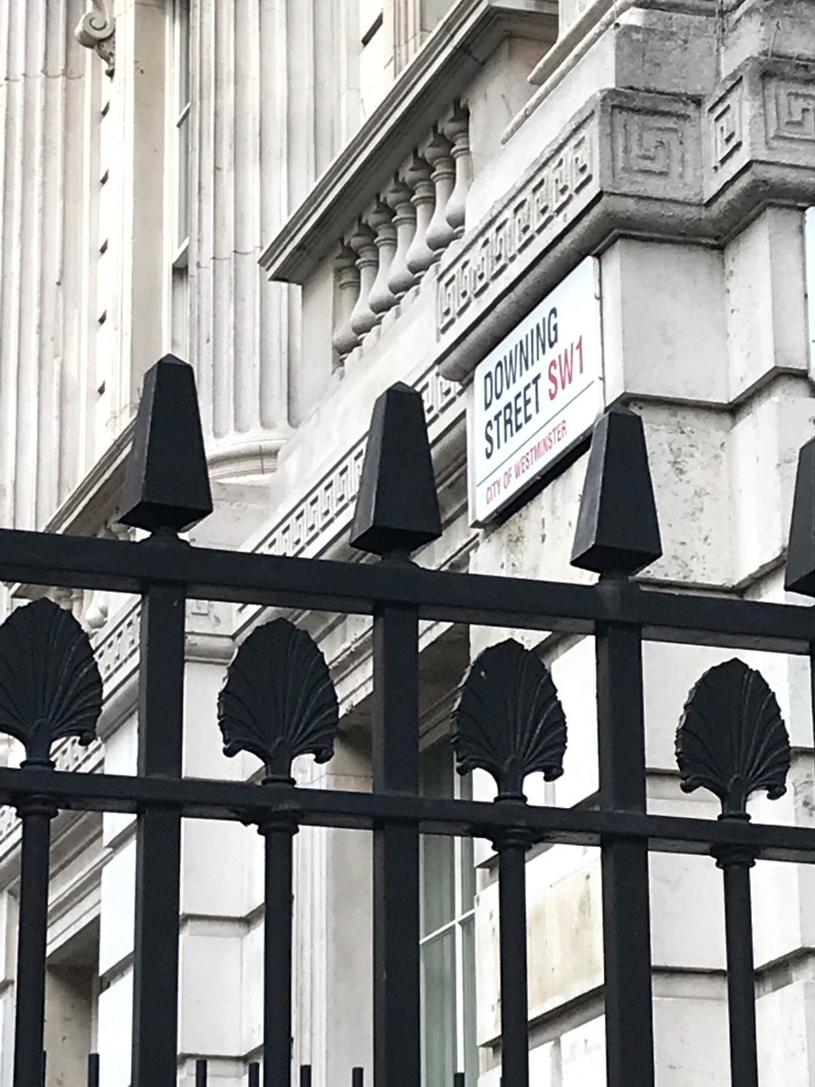 ONEintheUK's tweet photo. We're on a very famous street today... but why, you may ask? 💪🌍 

Read our thread 👇👇👇 (1/5)

#ProgressNotPromises #G7France https://t.co/PrXBA3XQge