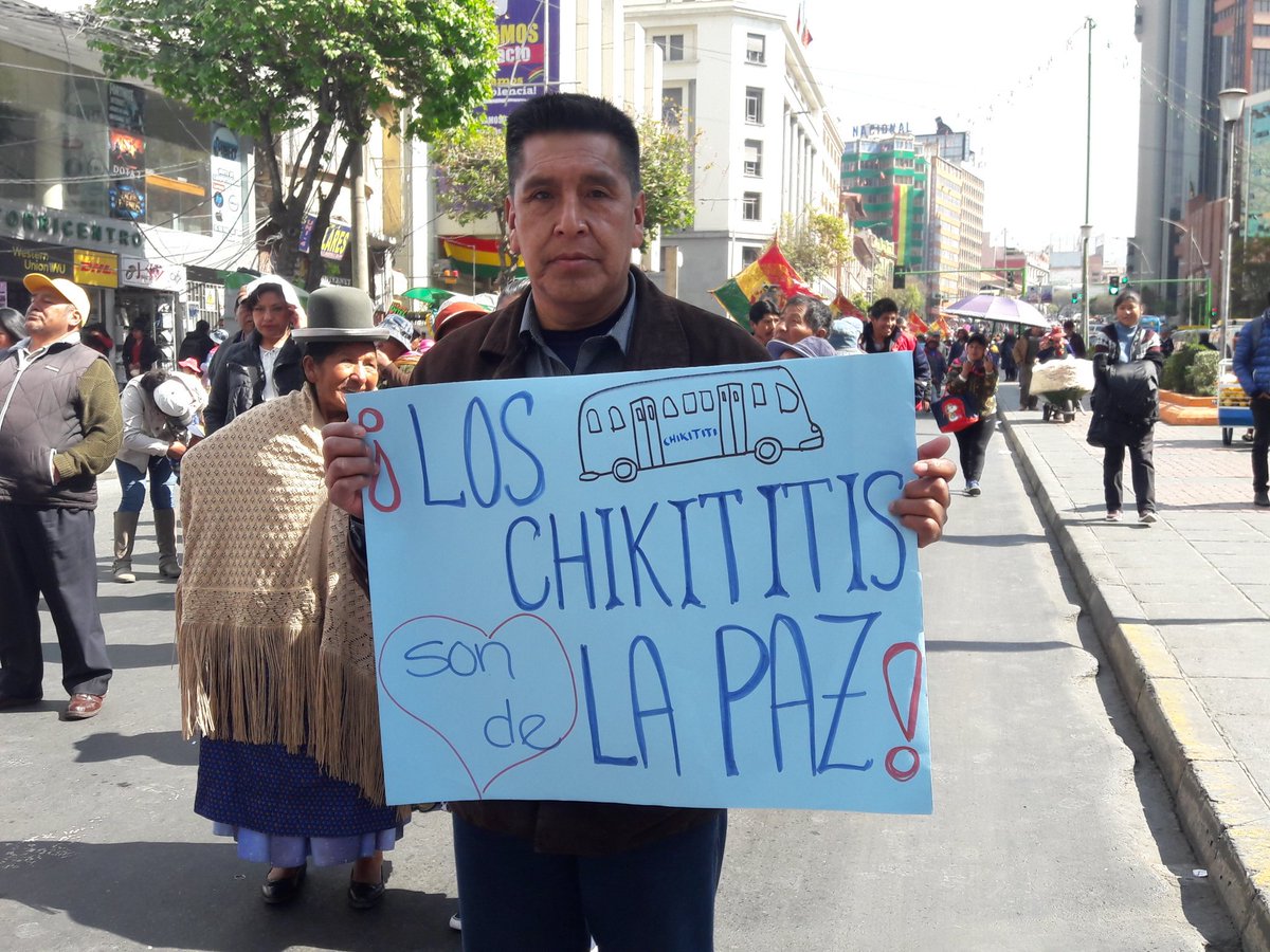 L_MJorge's tweet photo. #DeÚltimo
@Inmediacionesbo
#LaPaz se respeta, marcha convocada por La Asamblea de la Paceñidad colapsó el centro Paceño, organizaciones respaldan trabajo del burgomaestre y apoyan acciones tomadas en beneficio de la ciudad. https://t.co/TAoa2eQFRc