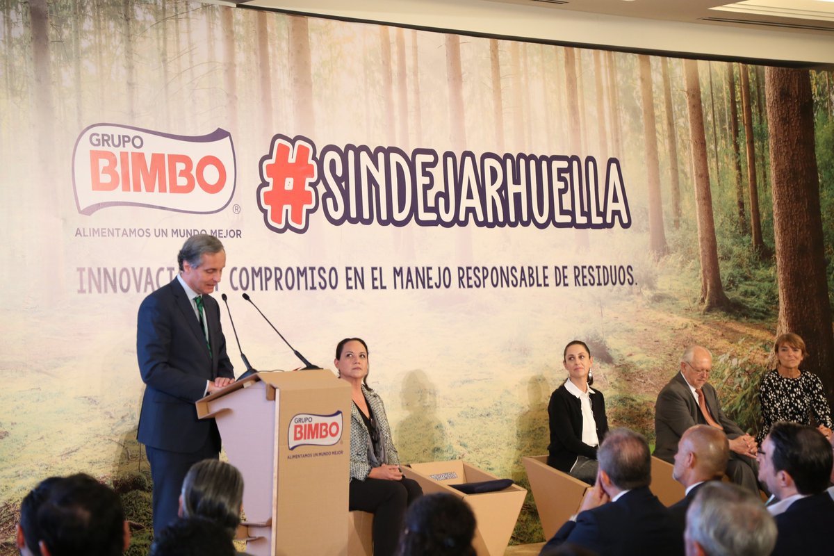 #Envivo Daniel Servitje, nuestro Presidente y Director General, comparte el profundo compromiso de la compañía con el cuidado del #planeta: "Para nosotros es una de las más elevadas prioridades y forma parte de nuestro propósito". bit.ly/2HgnL3f