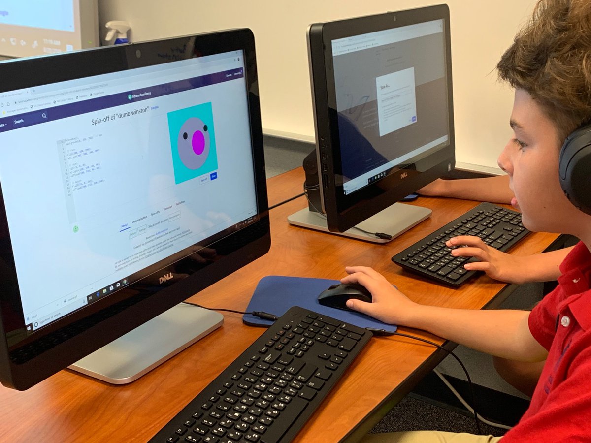 21stStacy's tweet image. Practicing our JavaScript skills #davis5 @Davis_Academy @ConstanzaPizano #beyondhourofcode @khanacademy