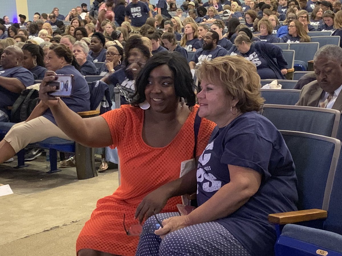 HopewellSchools's tweet photo. Selfie time! #hopewellmagic #HCPSconvocation https://t.co/rYioP8FEDr