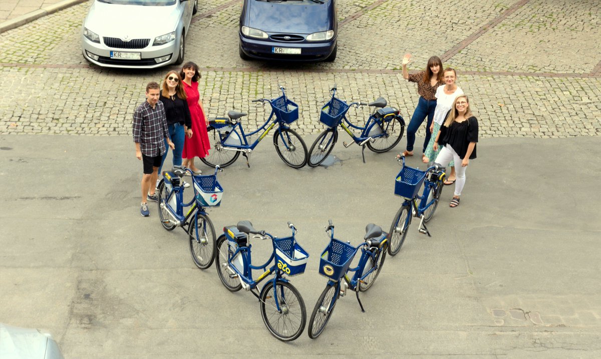 Dziś #DzieńWyznawaniaMiłości 😍 Podoba Wam się nasze niezdarne #wavelove serce? 😂